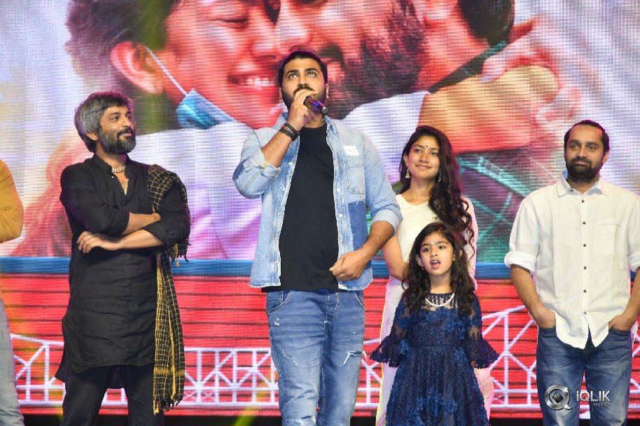 Padi-Padi-Leche-Manasu-Movie-Pre-Release-Event